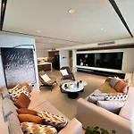 Grand Sapphire Residences By Northernland Appartement