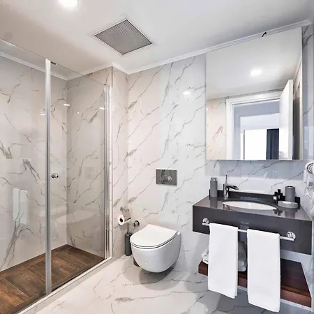 Grand Sapphire Residences By Northernland