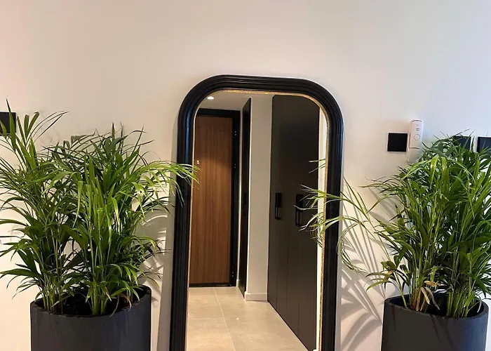 Lägenhet Grand Sapphire Residences By Northernland Trikomo