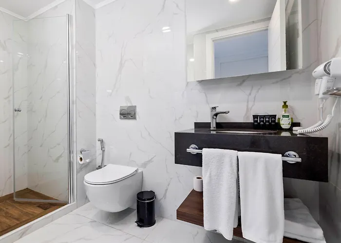 Grand Sapphire Residences By Northernland Trikomo